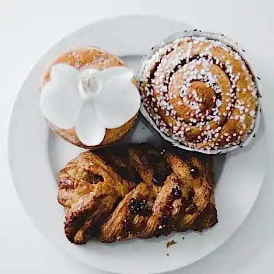 Muffins & Pastries AVAILBLE INSTORE ONLY